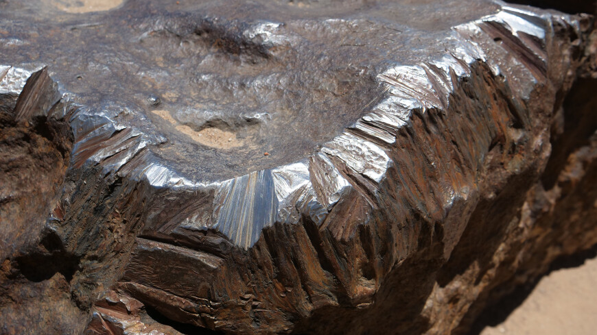 В сомалийском метеорите нашли два внеземных минерала