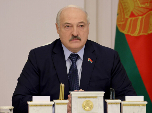Лукашенко: НАТО наращивает свое присутствие у белорусских границ