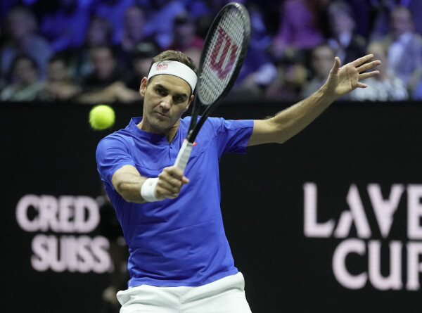 Легендарный теннисист, примерный семьянин и благотворитель: Роджер Федерер завершил спортивную карьеру