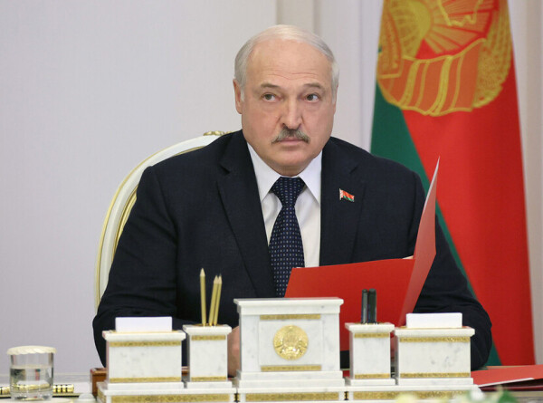 Лукашенко: Туркменистан достиг за годы суверенитета значительных результатов во многих сферах