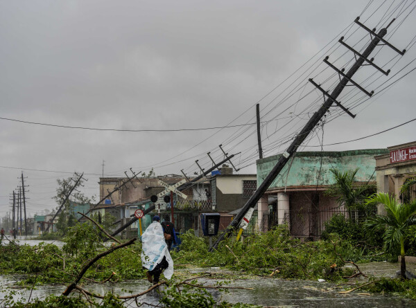 Ураган &laquo;Иэн&raquo; уничтожил сотни гектаров банановых деревьев на Кубе