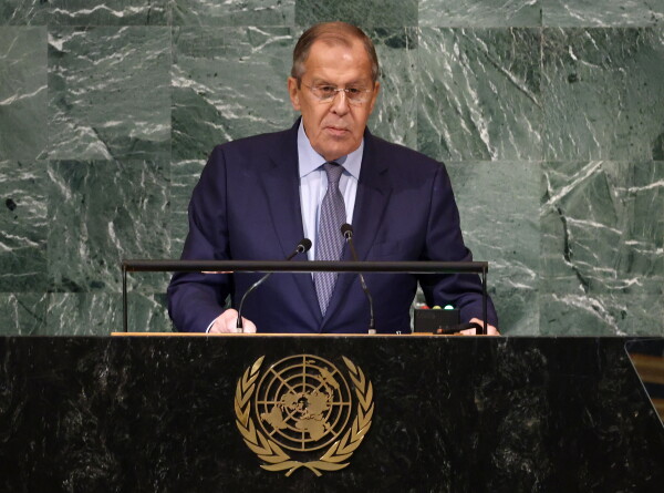 Лавров: Россия предлагает строить миропорядок без шантажа и запугивания