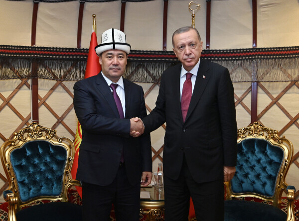 Президент Кыргызстана посетил Турцию с рабочим визитом