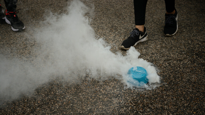 В Салониках полицейские применили слезоточивый газ против студентов