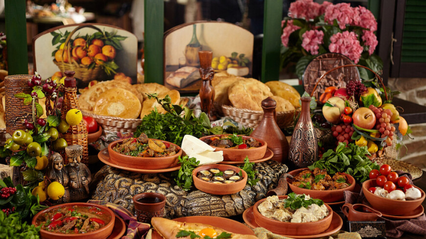 Уникальная кухня и грузинское гостеприимство: праздник «Лентехоба» собрал сотни туристов