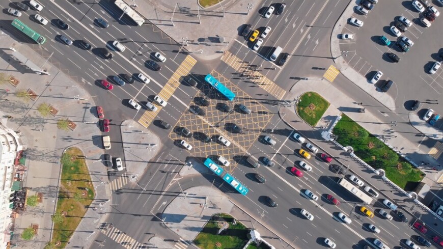 Тест: Как хорошо вы владеете навыками проезда перекрестка?