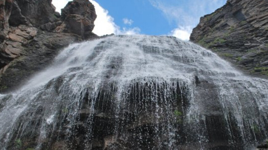 Фото: Елизавета Шагалова, &quot;«МИР 24»&quot;:http://mir24.tv/, природа, водопад, кавказ