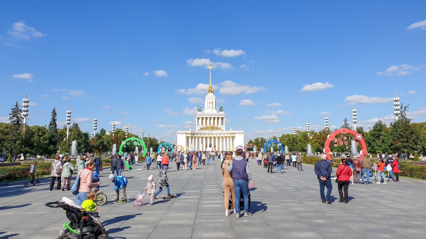 Павильон автомобилей на вднх