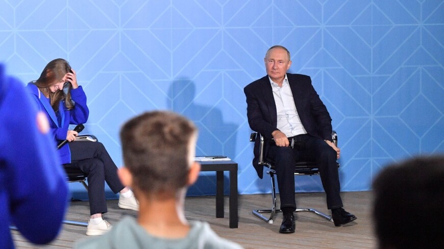 Путин: Мешающая совместной работе России и Запада политическая пена скоро схлынет