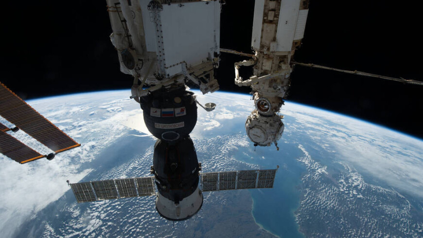 Пилотируемый корабль «Союз МС-22», модуль «Рассвет», МКС, Международная космическая станция, стыковочный модуль «Причал»,  модуль «Наука»