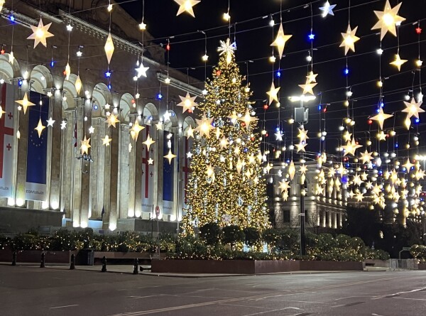 Как выглядит Тбилиси в преддверии Нового года? ФОТО
