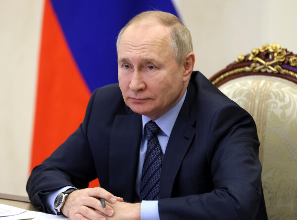 Путин поздравил «Национальную медиа группу» с 15-летием создания