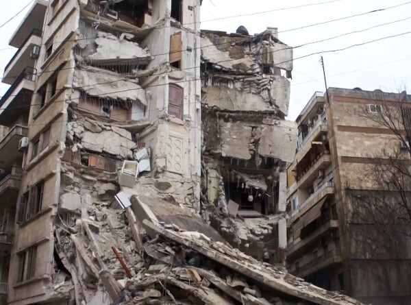 «На моей памяти таких землетрясений не было»: жительница Дамаска – о разрушениях в Сирии