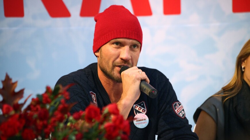 Олимпийскому чемпиону по фигурному катанию Роману Костомарову – 46