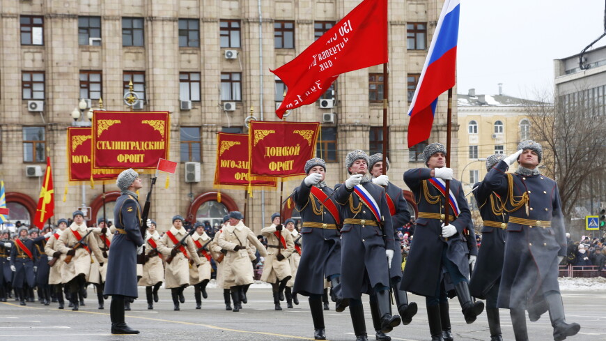 Парад в честь 80-летия победы в Сталинградской битве начался в Волгограде