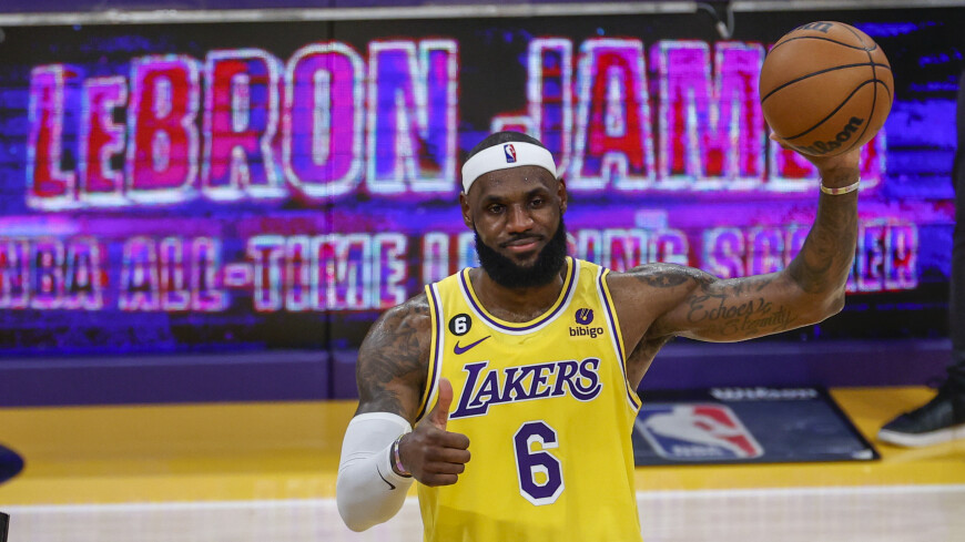 Леброн Джеймс установил рекорд по набранным очкам за карьеру в НБА