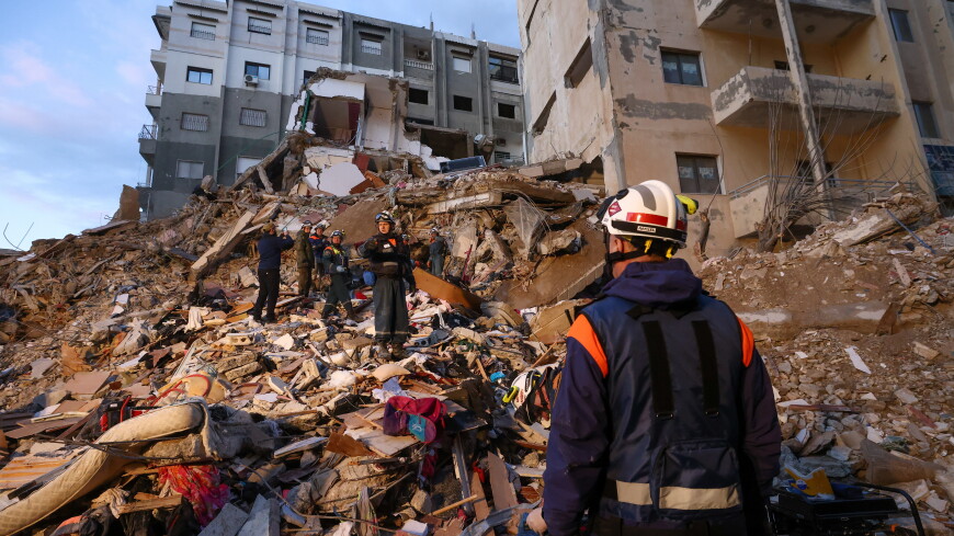 Более 150 часов под руинами: чудесные истории спасения пострадавших от землетрясения в Турции