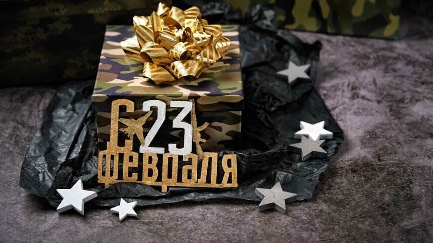 Пассажиры Московского метро смогут бесплатно отравить открытки в честь 23 февраля