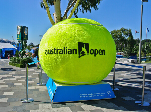 Две теннисистки из СНГ встретятся в финале Australian Open