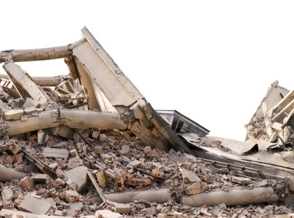Жертвами землетрясения в Иране стали по меньшей мере три человека