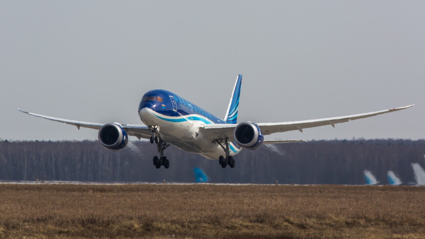 Авиакомпания AZAL запускает новые прямые рейсы из Баку в Россию