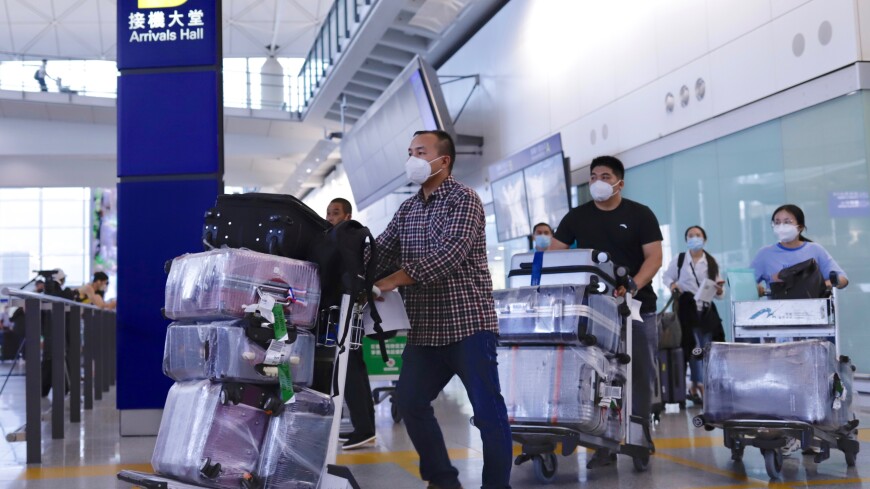 Антиковидные ограничения для приезжих сняли в Гонконге