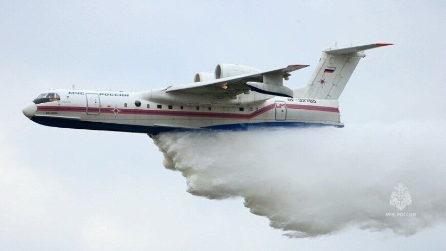 Российские летчики сбросили на горящие леса в Турции 87 тонн воды