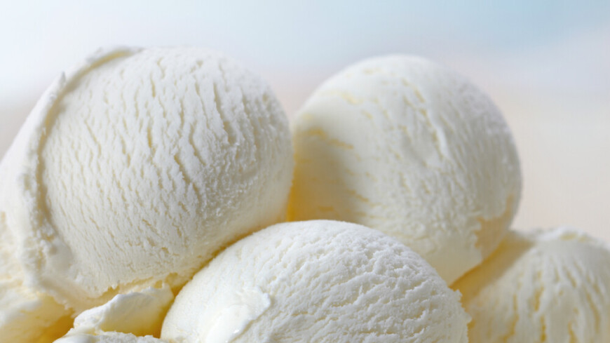 Без сливочного мороженого и моллюсков: какие продукты вредно есть летом?