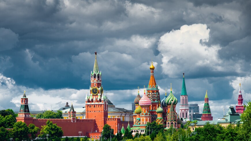 Из-за грозы в Москве объявили «оранжевый» уровень погодной опасности