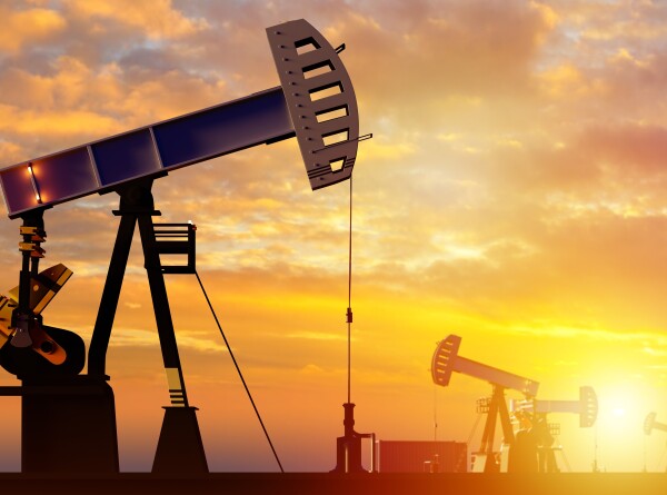 Россия продлила сокращение добычи нефти на 500 тысяч баррелей в сутки до конца июня