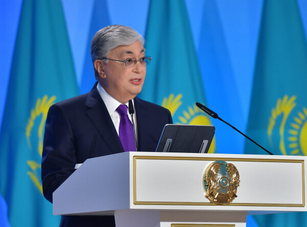 Токаев поблагодарил казахстанцев, принявших активное участие в парламентских выборах