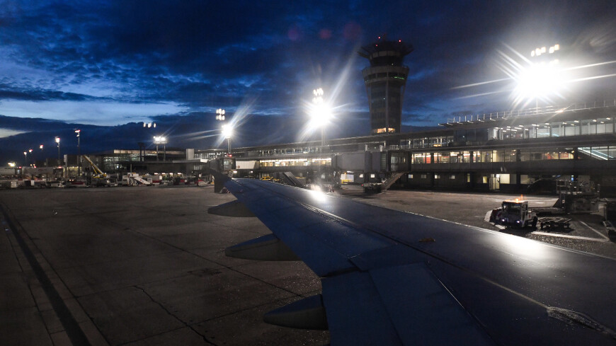 Парижский аэропорт Орли отменил 30% рейсов из-за забастовки диспетчеров