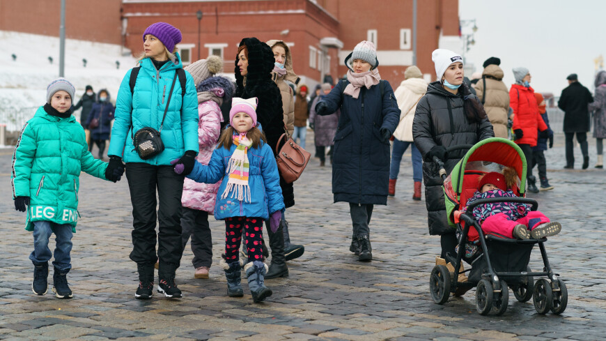 Собянин: Многодетных семей в Москве стало в три раза больше за 10 лет