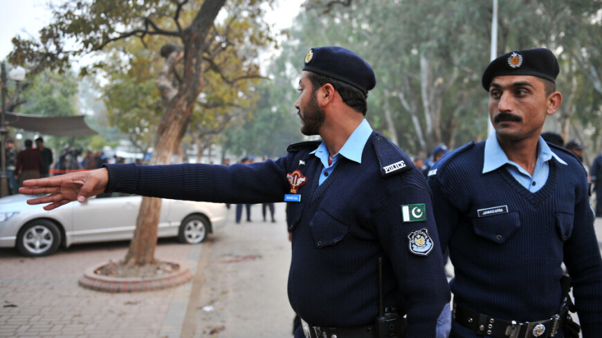 Полиция Пакистана задержала более 60 сторонников экс-премьера Имрана Хана в Лахоре