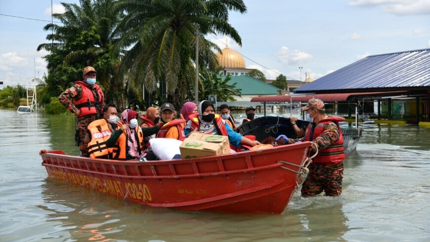 Три человека в результате наводнений в Малайзии