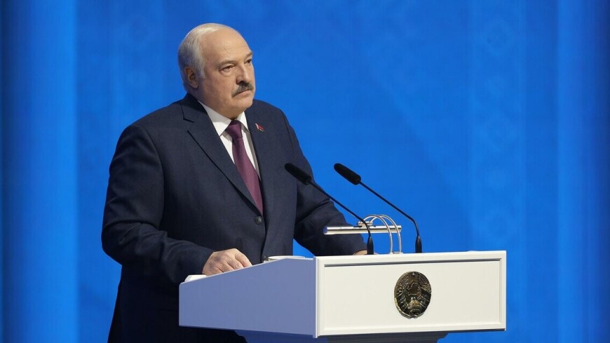 Лукашенко: Госсимволов – три, а праздник посвящен только двум
