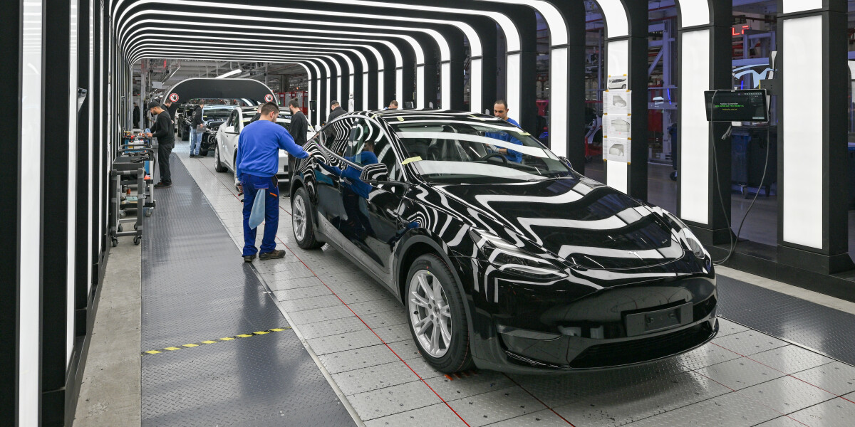 Машина за миллион в 2024 году. Tesla отзывает в Китае более миллиона автомобилей. Китайские авто 2023. 900 Миллионов машина. Искусственный интеллект в Москве 3 июня 2023.