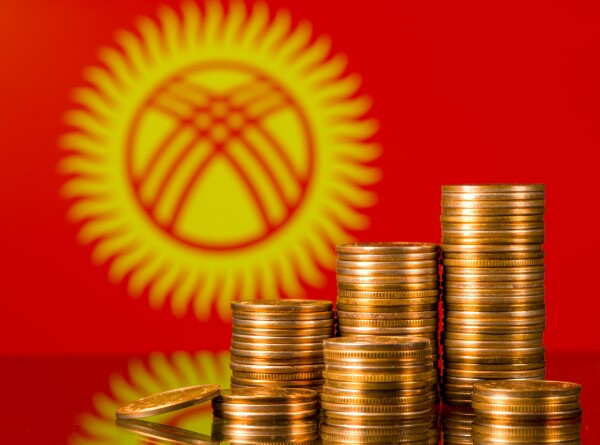 Акылбек Жапаров: Банковская система Кыргызстана демонстрирует стабильность, несмотря на глобальные потрясения