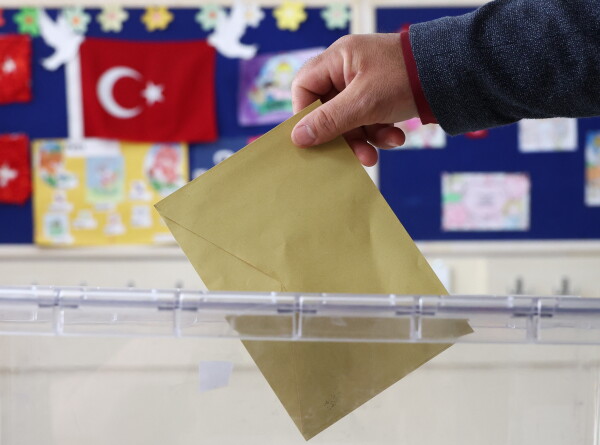 Второй тур выборов президента Турции начался без нарушений