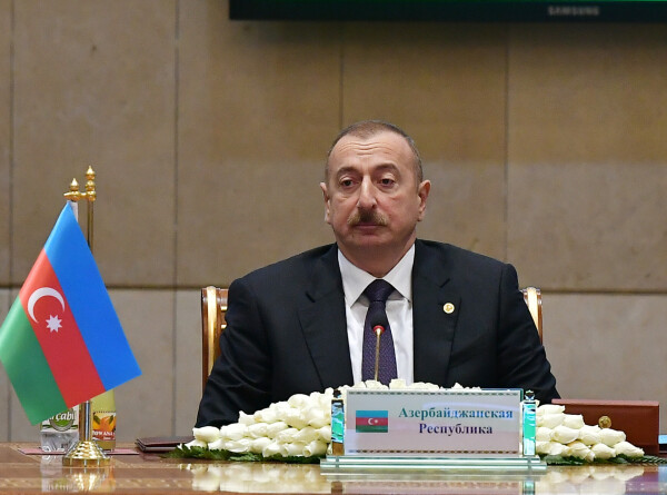 Президент Азербайджана прибыл в Москву с рабочим визитом