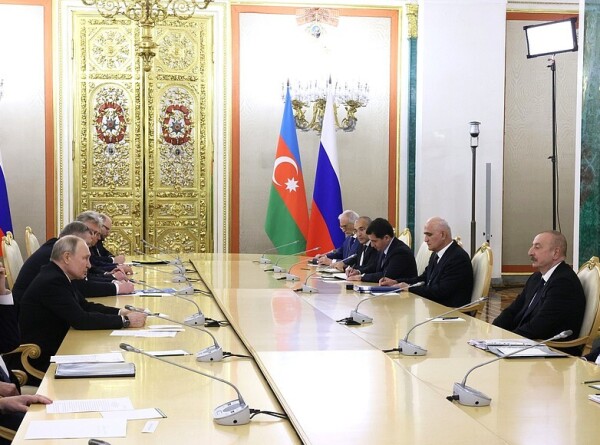 Путин: Отношения России и Азербайджана находятся на высоком уровне