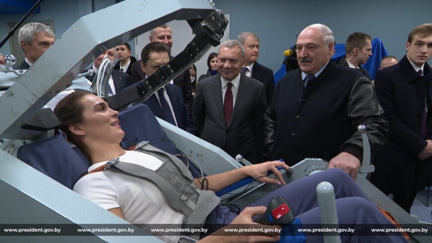 Девушка-космонавт из Беларуси попала в состав основного экипажа для полета на МКС