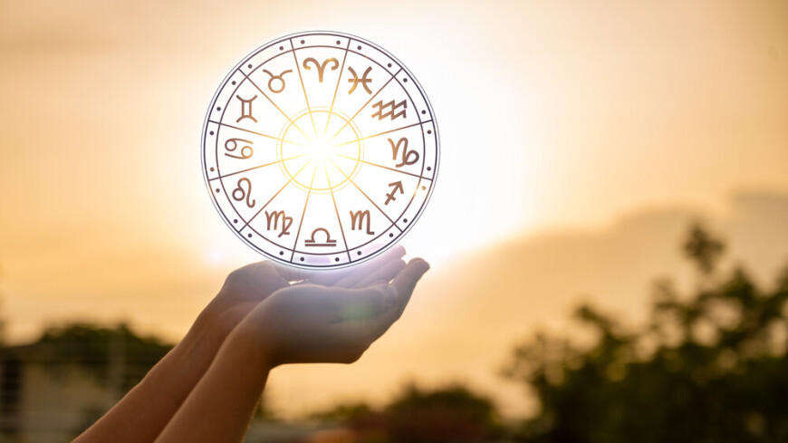 Астролог пообещала знакам зодиака много энергии и эмоций в июне