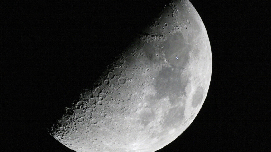 Фото: &quot;NASA&quot;:http://www.nasa.gov/, луна, космос