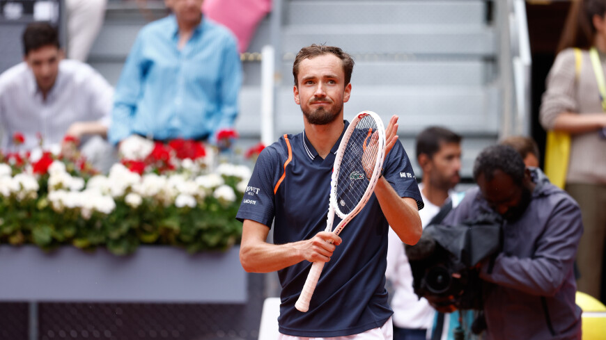 Даниил Медведев впервые в карьере выиграл матч на турнире серии «Мастерс» в Риме