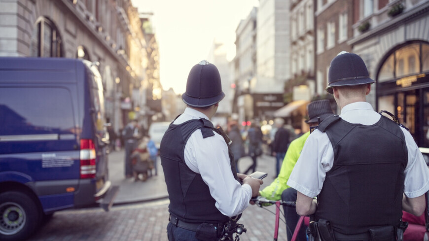 Полиция Лондона перестанет выезжать на вызовы к психбольным