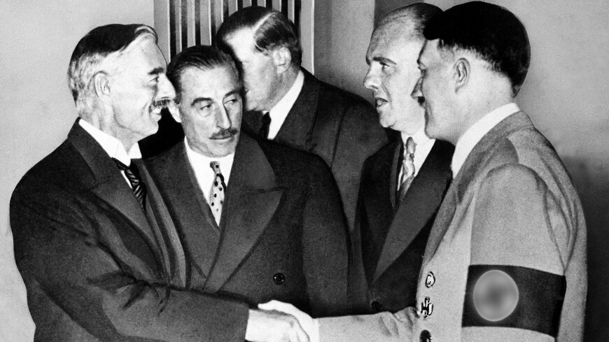 Мюнхенскому сговору – 85 лет: как миротворцы из Британии и Франции своими руками вооружили Гитлера?