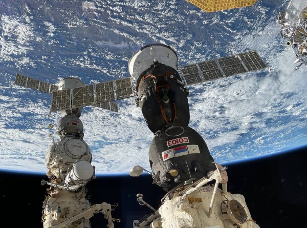 Российско-американский экипаж МКС вернулся на Землю после годовой экспедиции