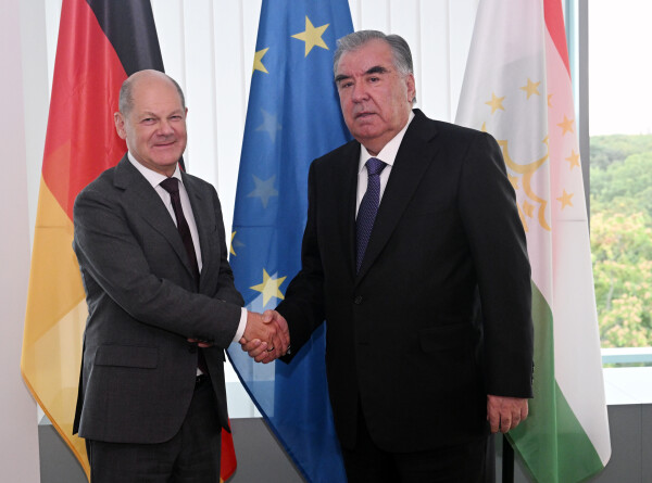 Президент Таджикистана и канцлер ФРГ обсудили сотрудничество стран
