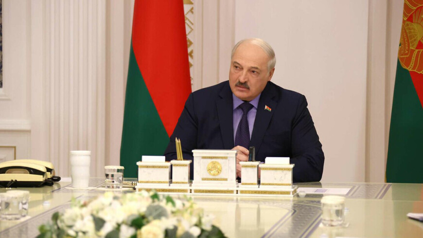 Лукашенко выразил соболезнования родным Добронравова